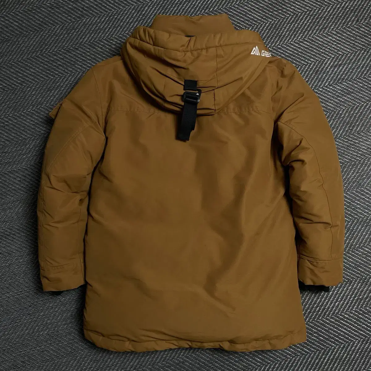 thumbnail-5